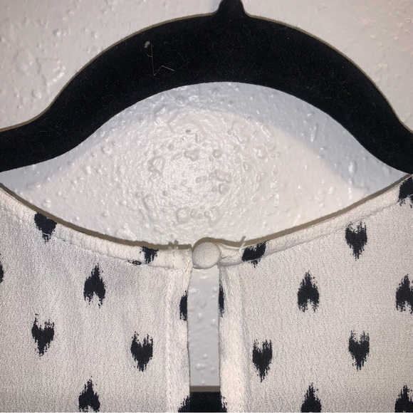 Simple Patterned Mini Dress with Ties and a Lining - Picture 7 of 7